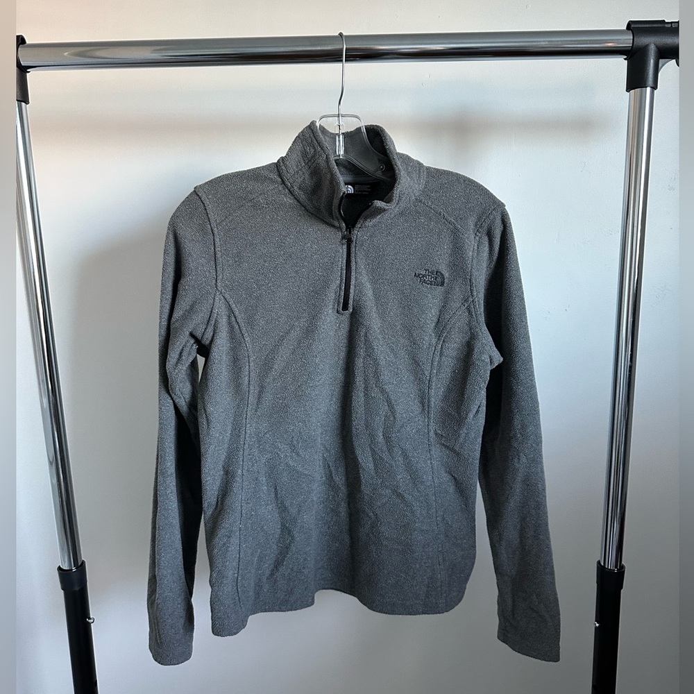 The North Face Quarter Zip XS Grey